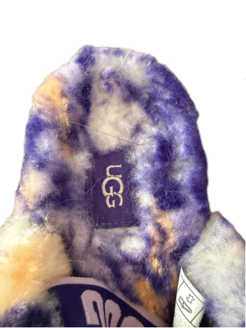 Women's UGG Tie-Dye Fluff Slippers, size 7 - Picture 2 of 7